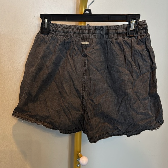 Hurley black lightweight cotton distressed shorts NWT XS - Picture 4 of 10